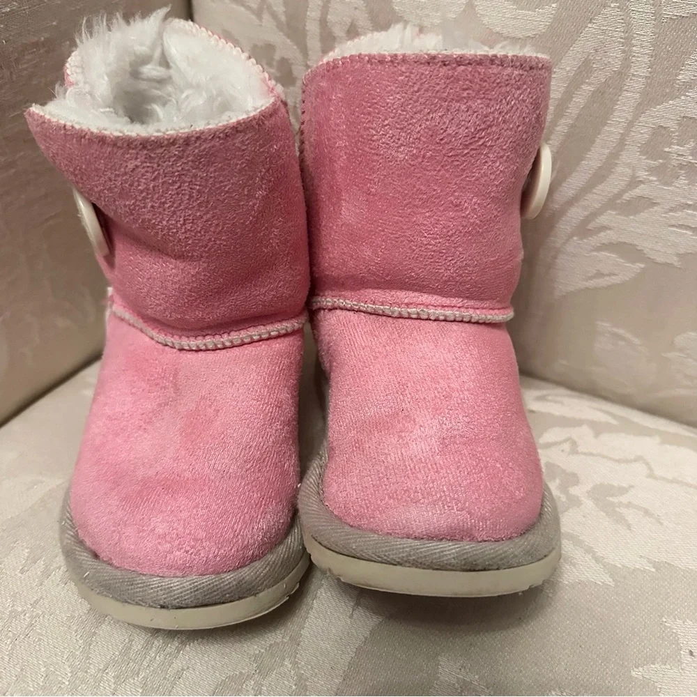 UGG Burleigh Kids Pink Boots Size 24/US 7